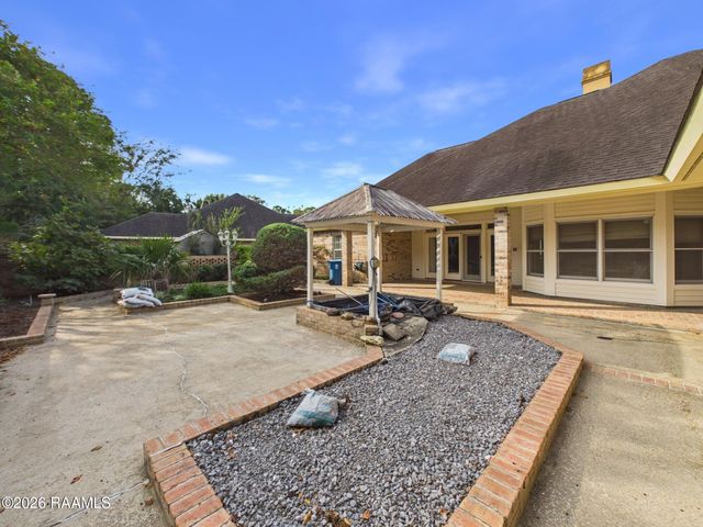 107 Janet Circle, Lafayette, LA 70506