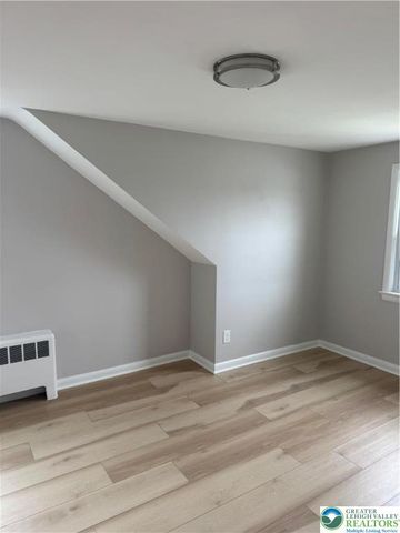 812 North Lacrosse Street, Allentown City, PA 18109