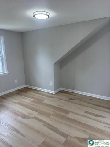 812 North Lacrosse Street, Allentown City, PA 18109