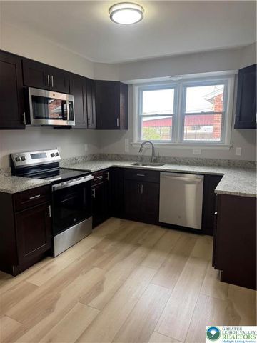 812 North Lacrosse Street, Allentown City, PA 18109