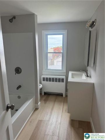 812 North Lacrosse Street, Allentown City, PA 18109