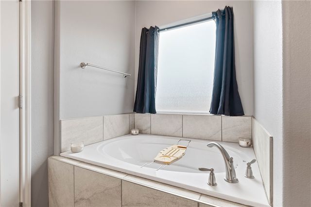 2217 Torrente Dr, Corpus Christi, TX 78414