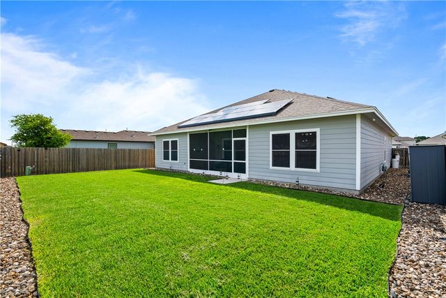2217 Torrente Dr, Corpus Christi, TX 78414