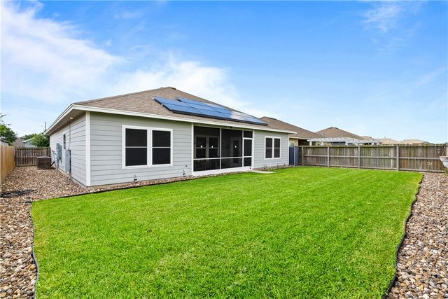 2217 Torrente Dr, Corpus Christi, TX 78414