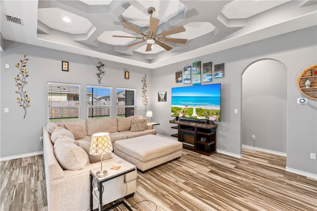 2217 Torrente Dr, Corpus Christi, TX 78414