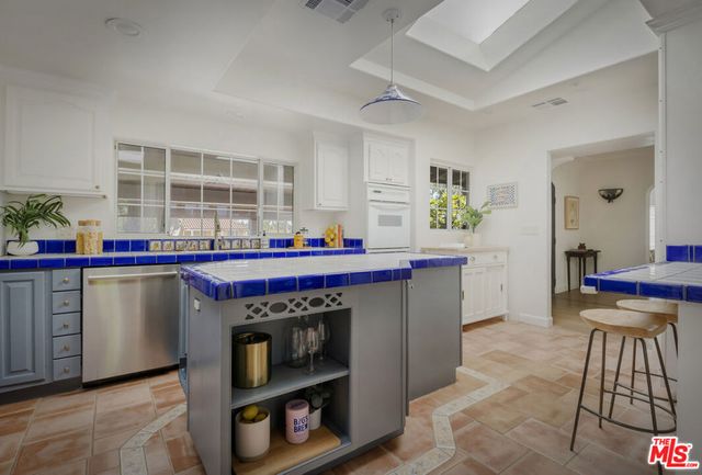 1353 Ruberta Avenue, Glendale, CA 91201