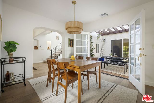 1353 Ruberta Avenue, Glendale, CA 91201