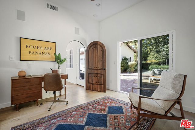 1353 Ruberta Avenue, Glendale, CA 91201