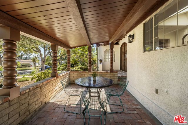 1353 Ruberta Avenue, Glendale, CA 91201