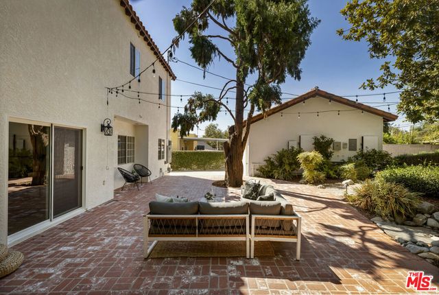 1353 Ruberta Avenue, Glendale, CA 91201