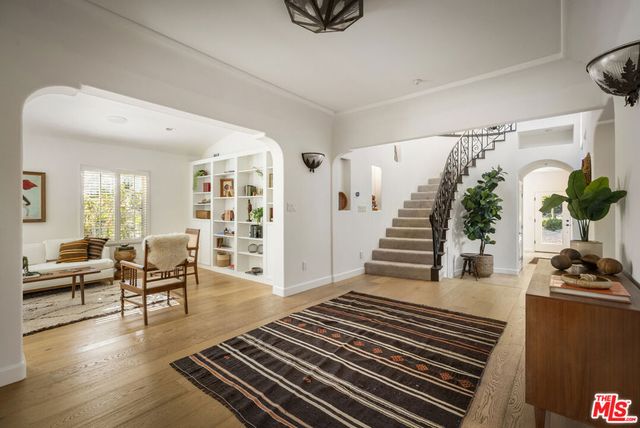 1353 Ruberta Avenue, Glendale, CA 91201