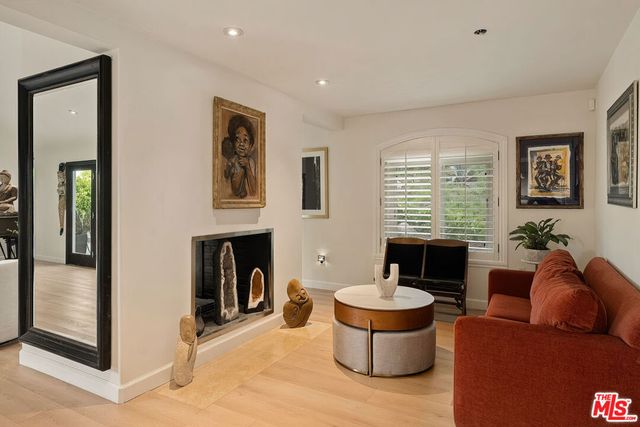 4807 Brewster Drive, Tarzana, CA 91356
