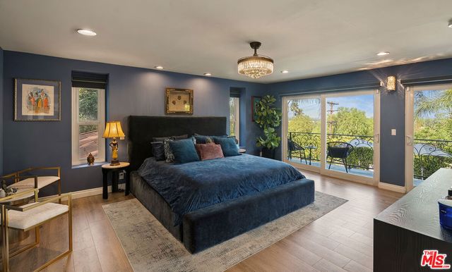 4807 Brewster Drive, Tarzana, CA 91356