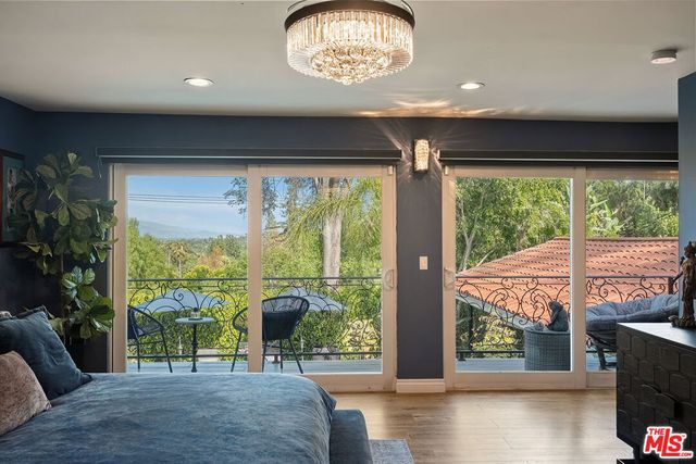 4807 Brewster Drive, Tarzana, CA 91356