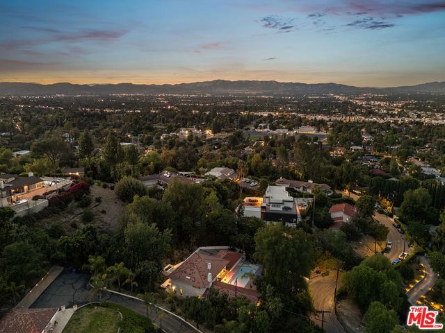 4807 Brewster Drive, Tarzana, CA 91356