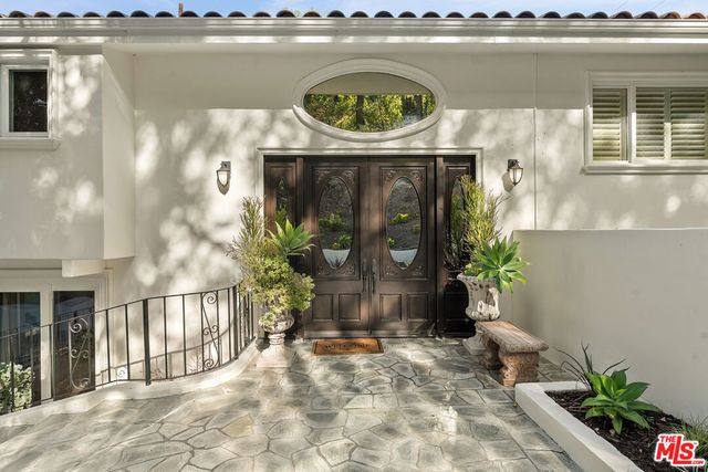4807 Brewster Drive, Tarzana, CA 91356