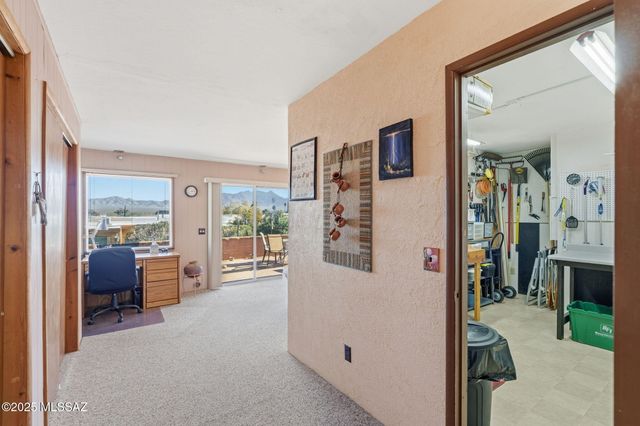 230 N Camino Del Vate, Green Valley, AZ 85614