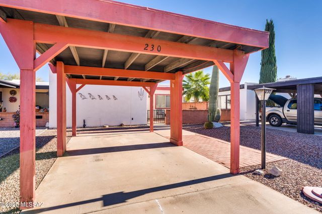 230 N Camino Del Vate, Green Valley, AZ 85614