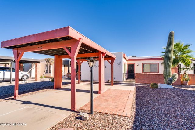 230 N Camino Del Vate, Green Valley, AZ 85614