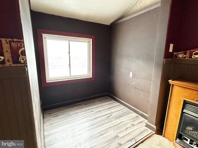 102 E ARCH ST, Shamokin, PA 17872