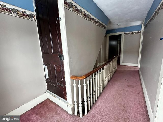 102 E ARCH ST, Shamokin, PA 17872