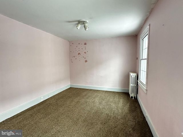 102 E ARCH ST, Shamokin, PA 17872