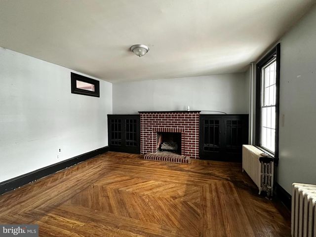 102 E ARCH ST, Shamokin, PA 17872