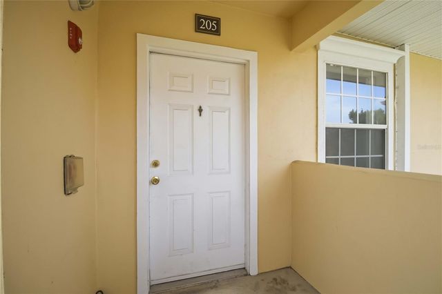 1020 VILLAGIO CIRCLE 205, Sarasota, FL 34237