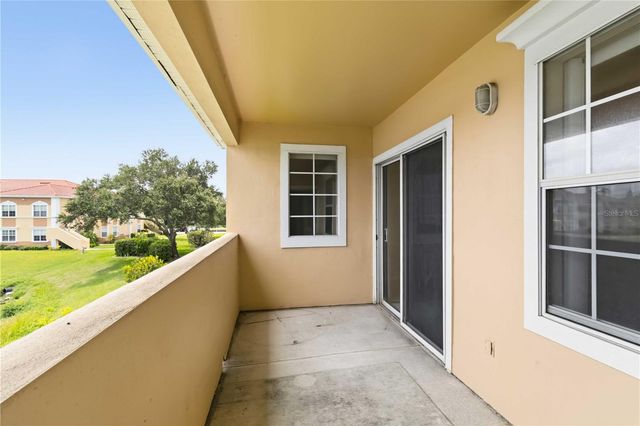 1020 VILLAGIO CIRCLE 205, Sarasota, FL 34237