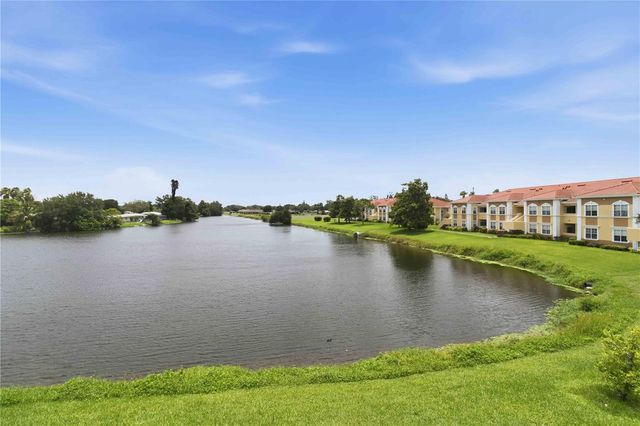 1020 VILLAGIO CIRCLE 205, Sarasota, FL 34237