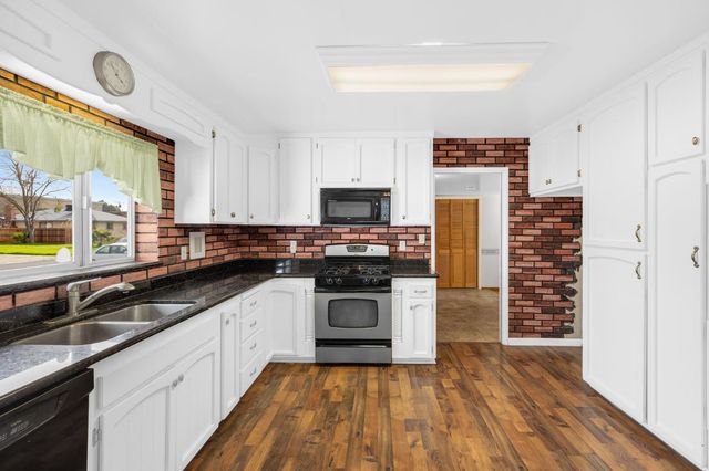 10621 Charbono Way, Rancho Cordova, CA 95670