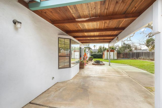 10621 Charbono Way, Rancho Cordova, CA 95670