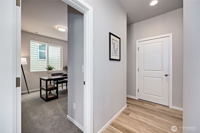 292 NE Shadowhawk Lane, Bremerton, WA 98311