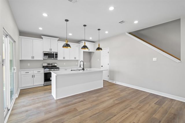 813 Barbara Mae Street, Houston, TX 77015