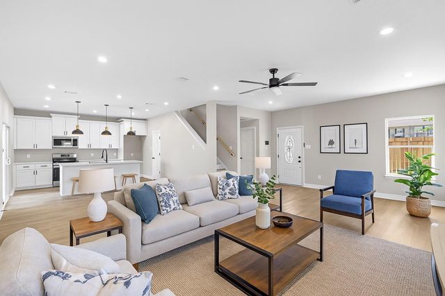 813 Barbara Mae Street, Houston, TX 77015