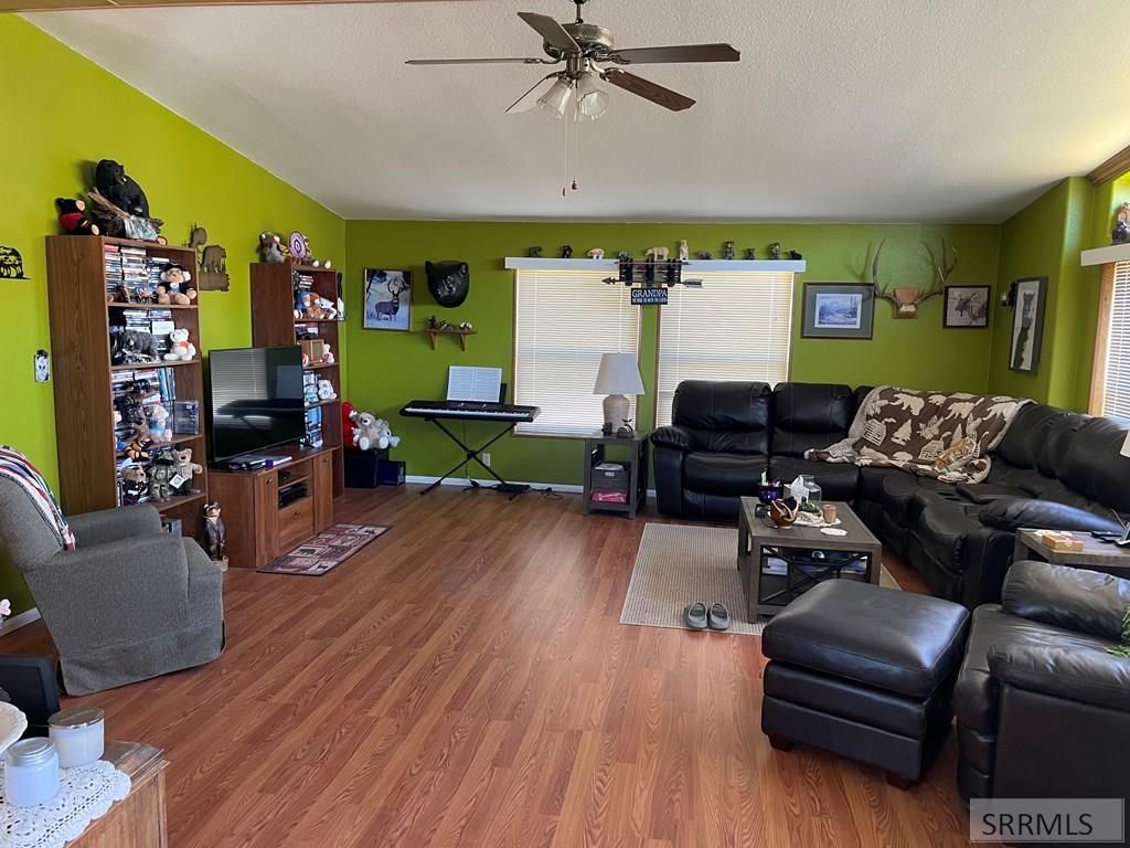 Image 14 of property listing at 1579 Garden Creek Road, Challis, ID 83226