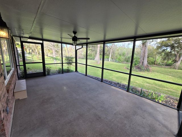 108 Van Winkle Street, Lake Jackson, TX 77566