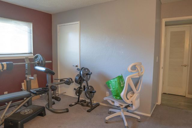 5940 Green Glen Way, Sacramento, CA 95842