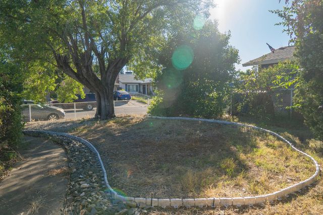 5940 Green Glen Way, Sacramento, CA 95842
