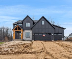 3435 Fulton Street Ne, Grand Rapids Twp, MI 49546