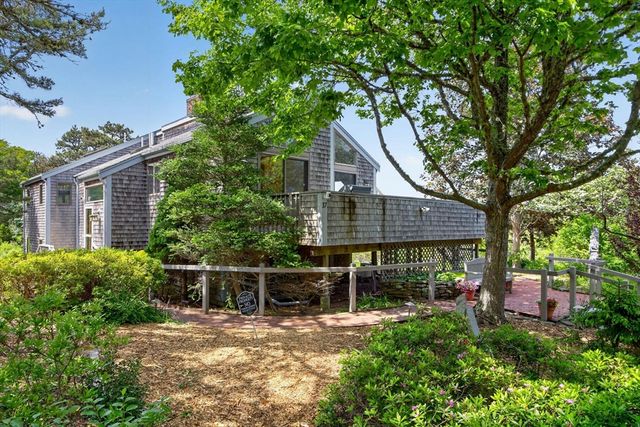 17 Gosnold Road, Orleans, MA 02653