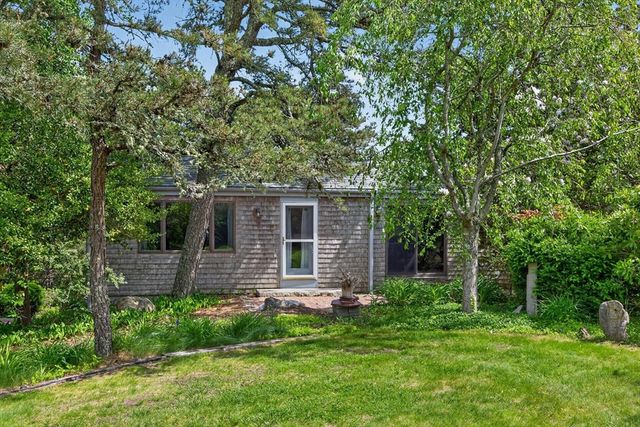 17 Gosnold Road, Orleans, MA 02653