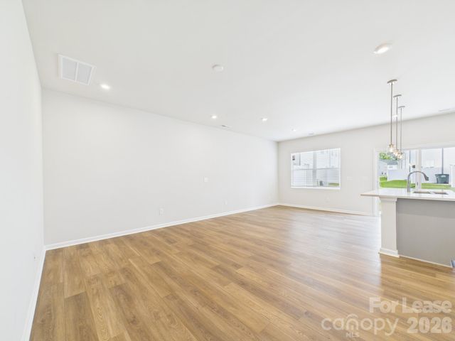 3022 Hutton Gardens Lane, Charlotte, NC 28269