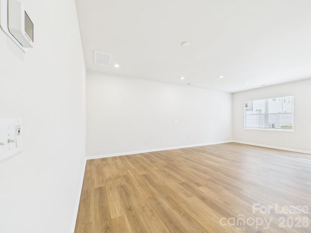 3022 Hutton Gardens Lane, Charlotte, NC 28269
