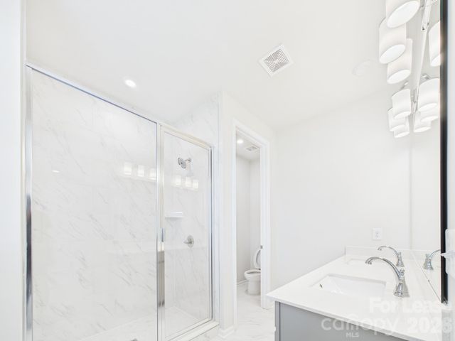 3022 Hutton Gardens Lane, Charlotte, NC 28269