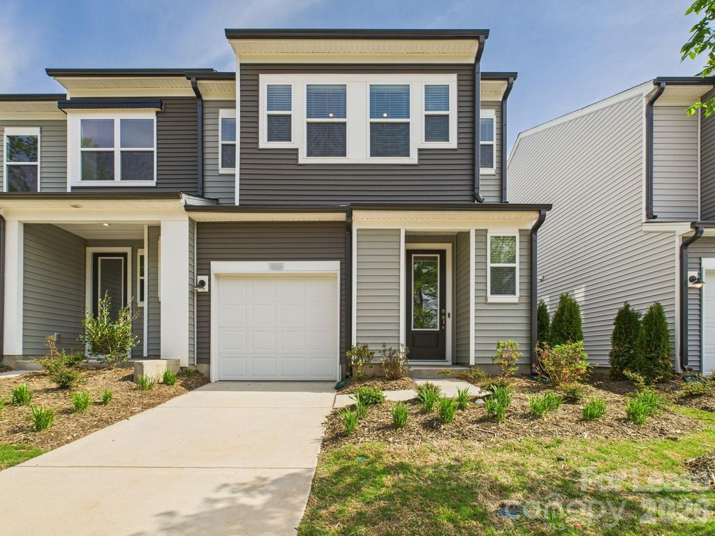 3022 Hutton Gardens Lane, Charlotte, NC 28269