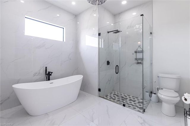 1005 NE 9th TER, Cape Coral, FL 33909