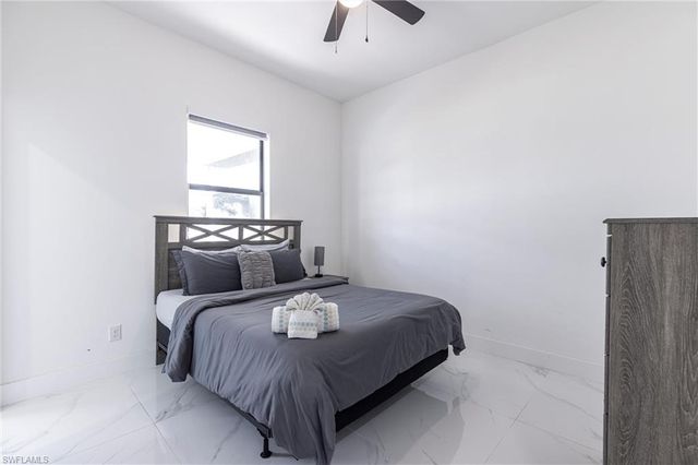 1005 NE 9th TER, Cape Coral, FL 33909