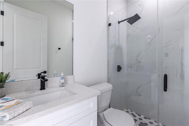 1005 NE 9th TER, Cape Coral, FL 33909