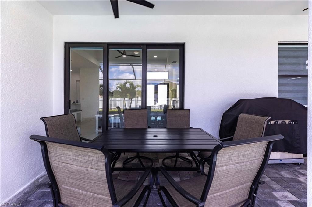 Image 27 of property listing at 1005 NE 9th TER, Cape Coral, FL 33909